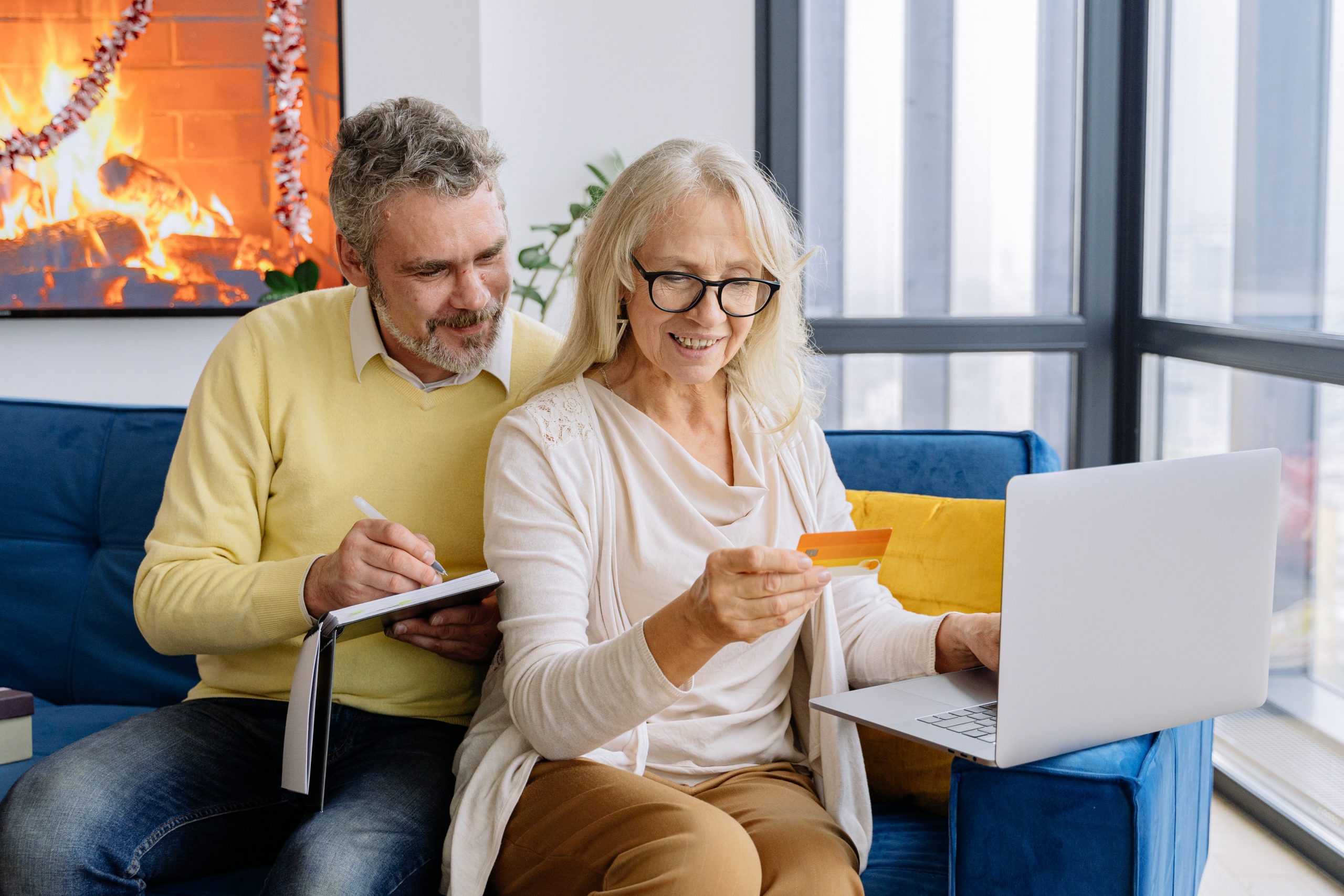 budgeting expatriate couple looking to invest in other assets